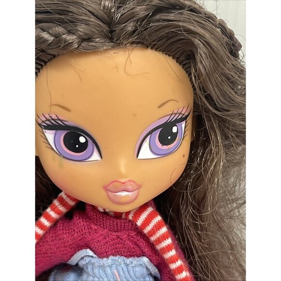 Bratz Kidz YASMIN Doll with outfit Winter Vacation w/ snowtube MGA 2004 - Picture 3 of 14